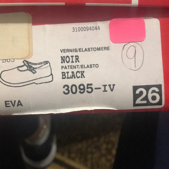 Mary Jane, with buckle.  Great quality shoes, Size 26 (US 9) - Picture 10 of 10